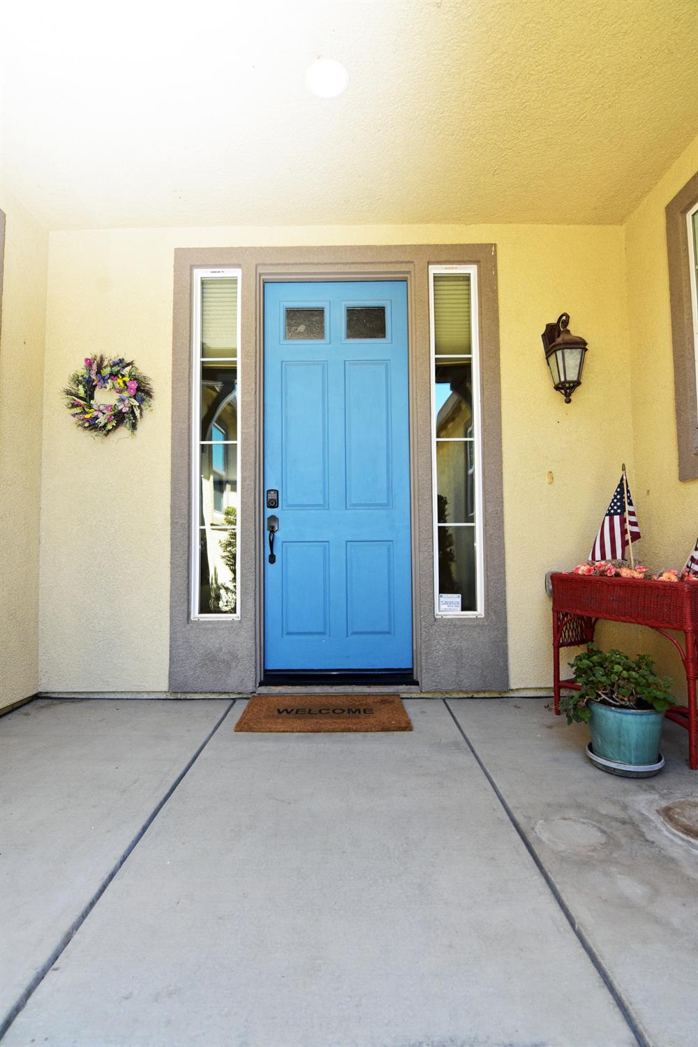 2000 Thomas Taylor Dr, Hughson, CA 95326