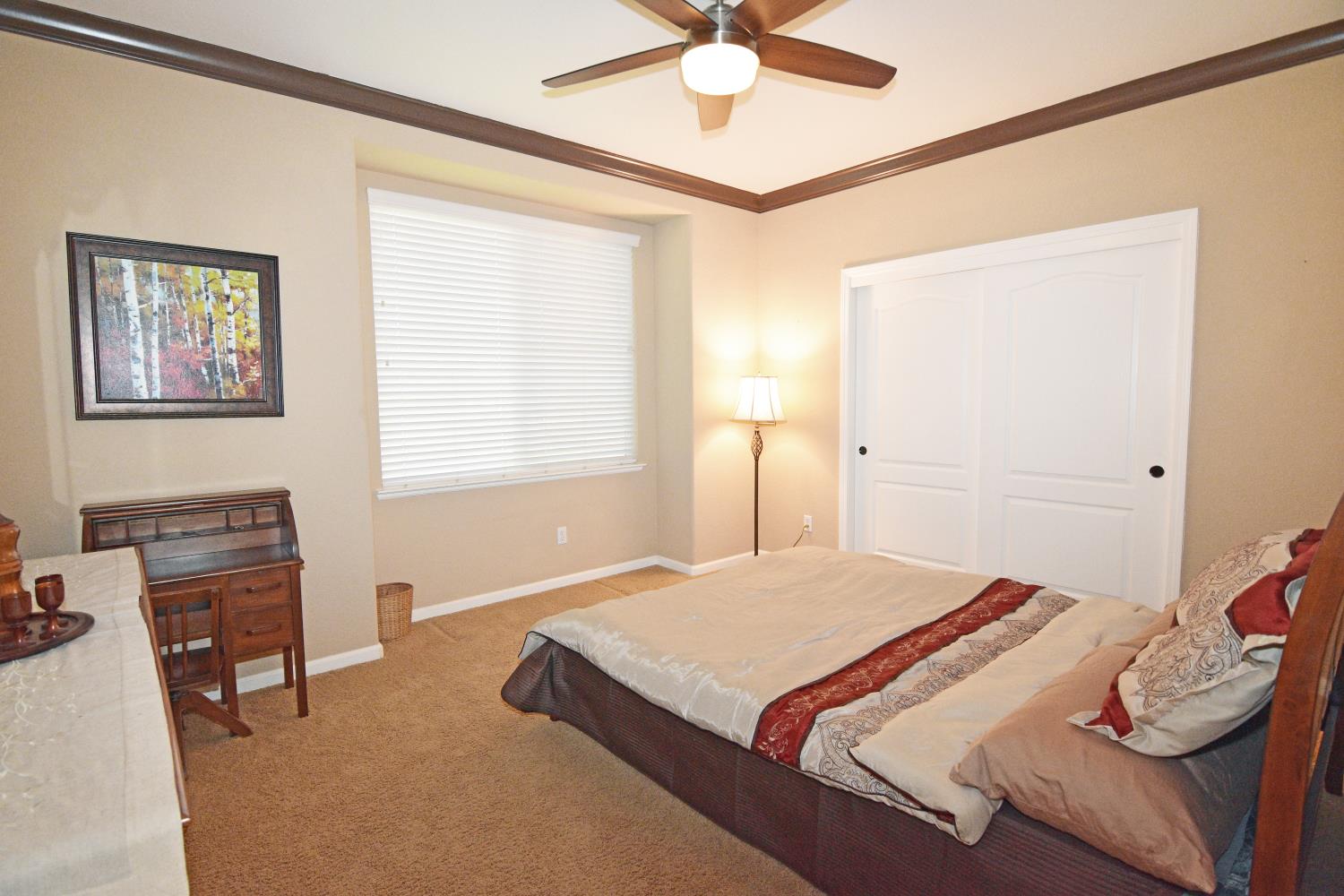 2000 Thomas Taylor Dr, Hughson, CA 95326