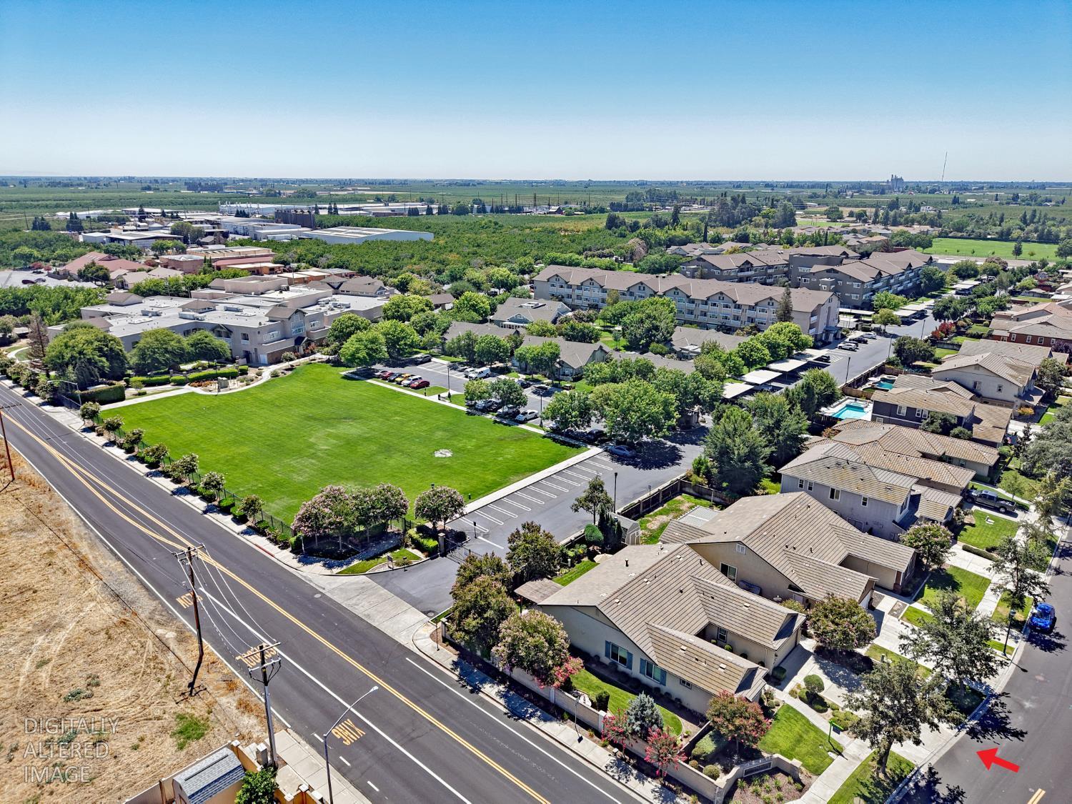 2000 Thomas Taylor Dr, Hughson, CA 95326