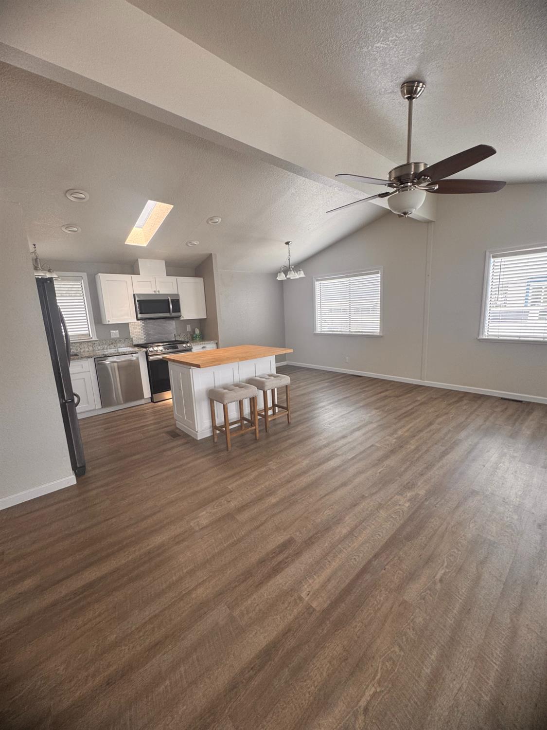 2505 Jackson Ave #188, Escalon, CA 95320