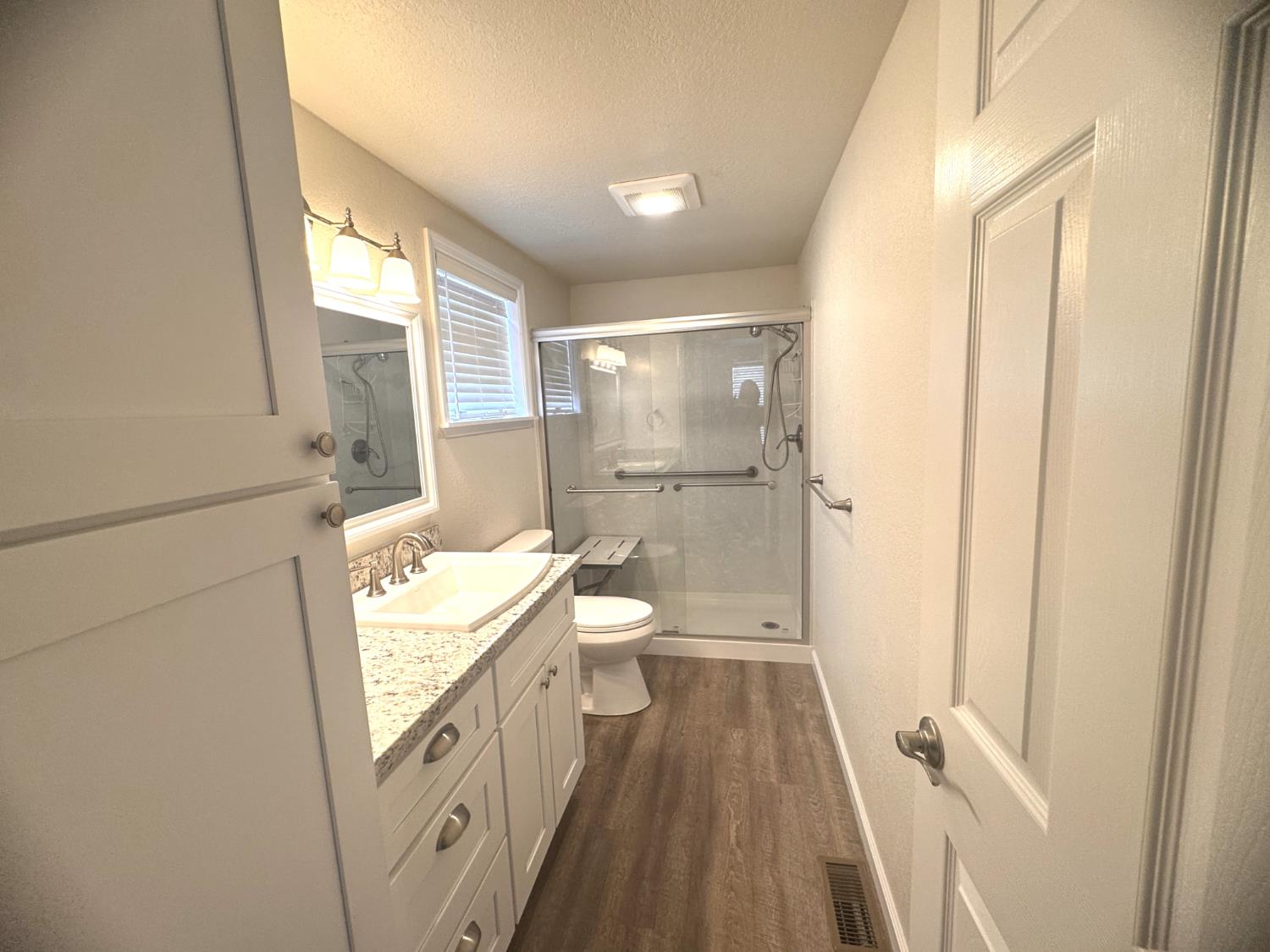 2505 Jackson Ave #188, Escalon, CA 95320