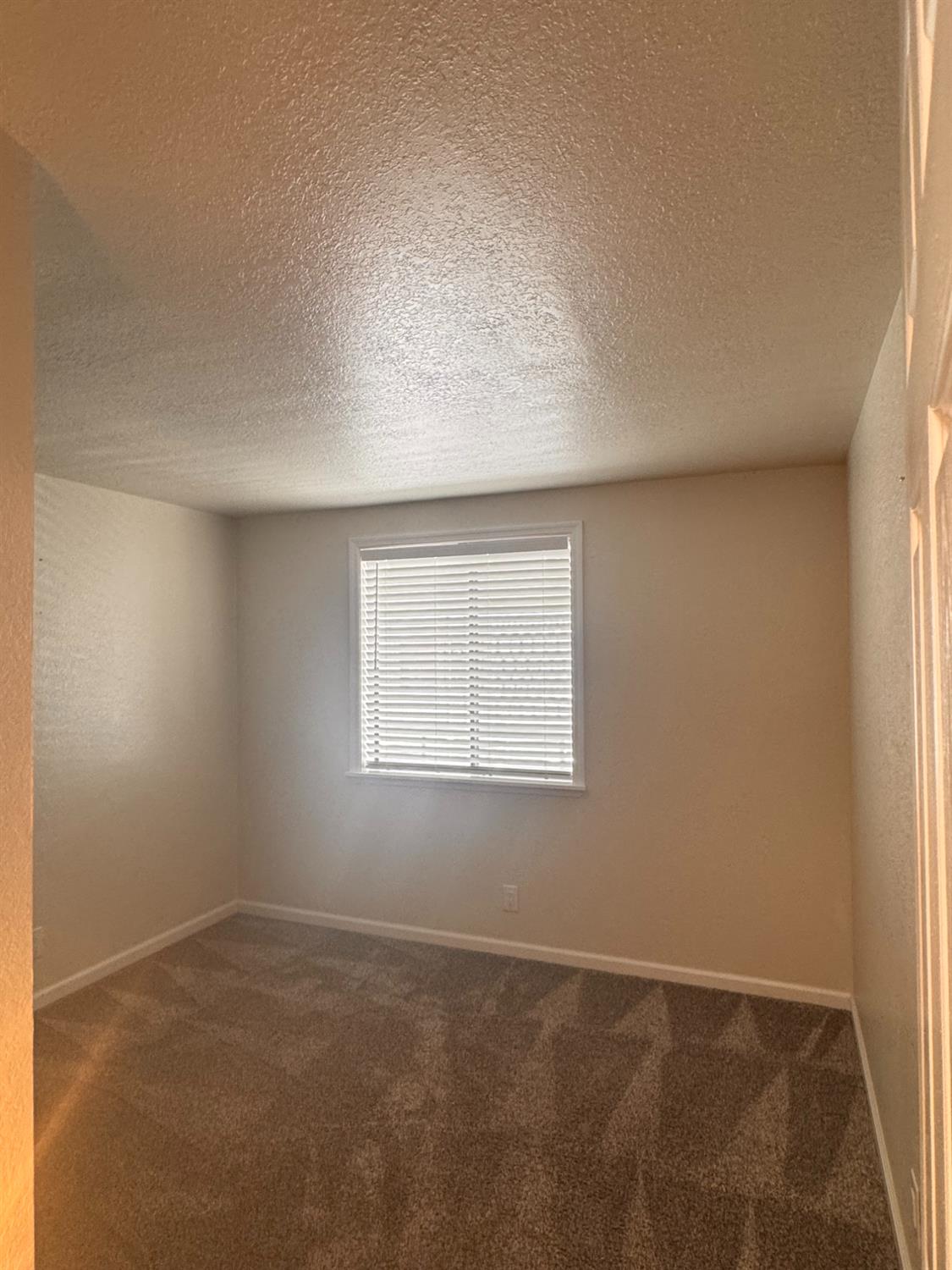 2505 Jackson Ave #188, Escalon, CA 95320