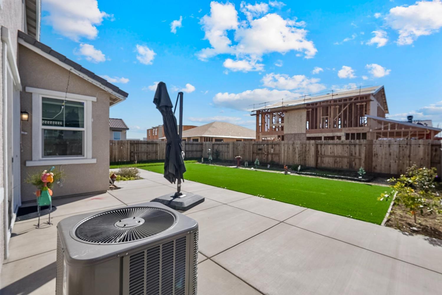 1533 Finestra Dr, Manteca, CA 95337