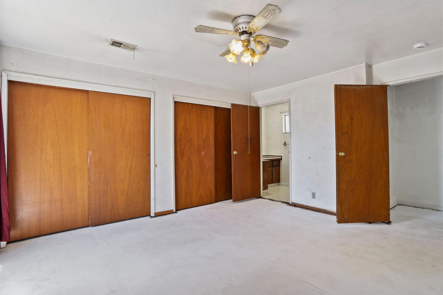 660 E North St, Manteca, CA 95336