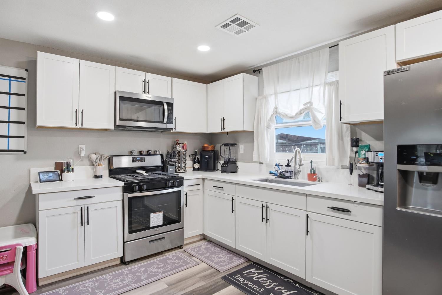 1626 Wolf Ave, Modesto, CA 95358