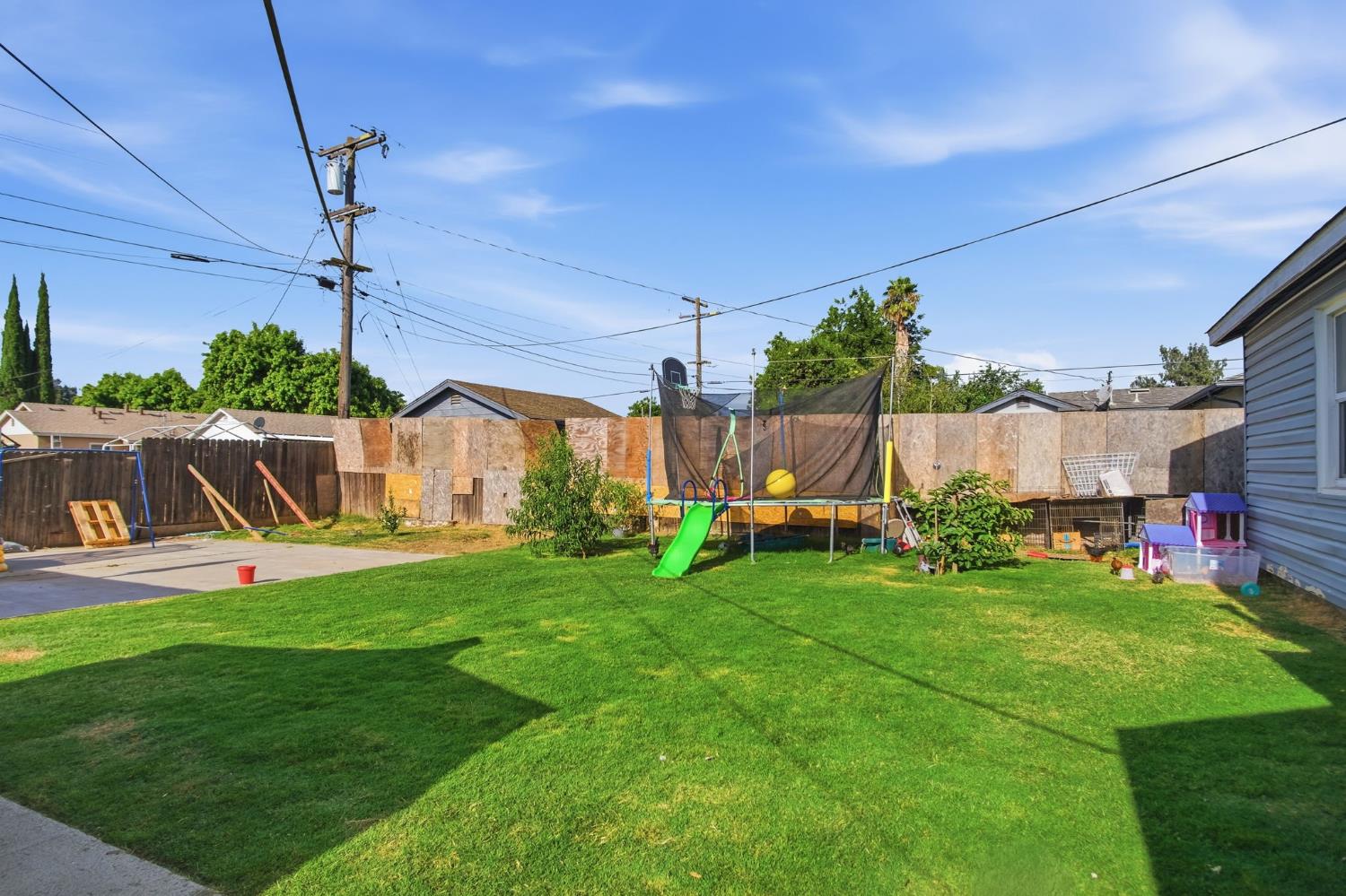 1626 Wolf Ave, Modesto, CA 95358