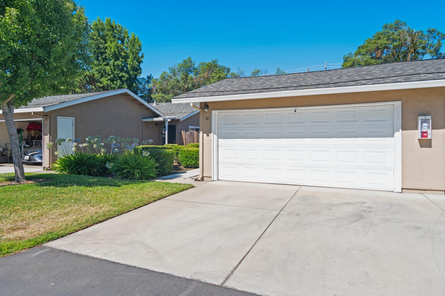 4000 Fara Biundo Dr #20, Modesto, CA 95355