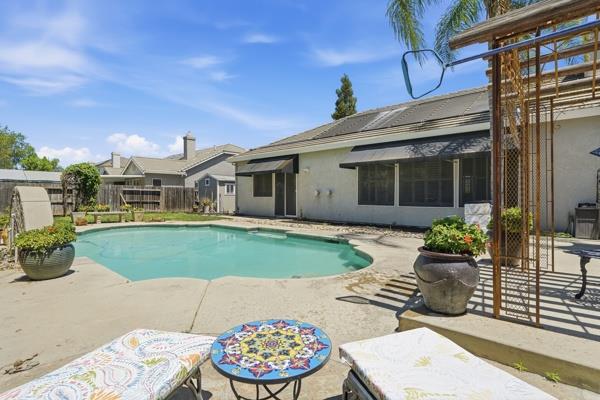 1567 N. Ripon Rd., Ripon, CA 95366
