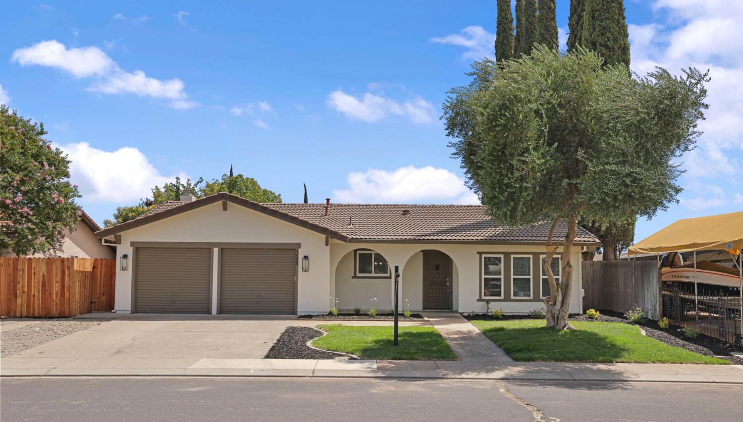 1480 Highland Ct, Manteca, CA 95336