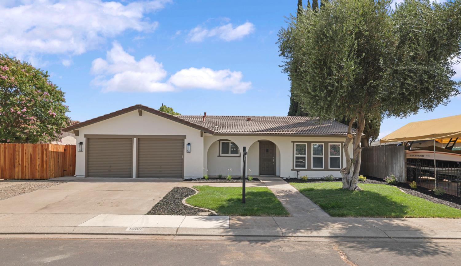 1480 Highland Ct, Manteca, CA 95336