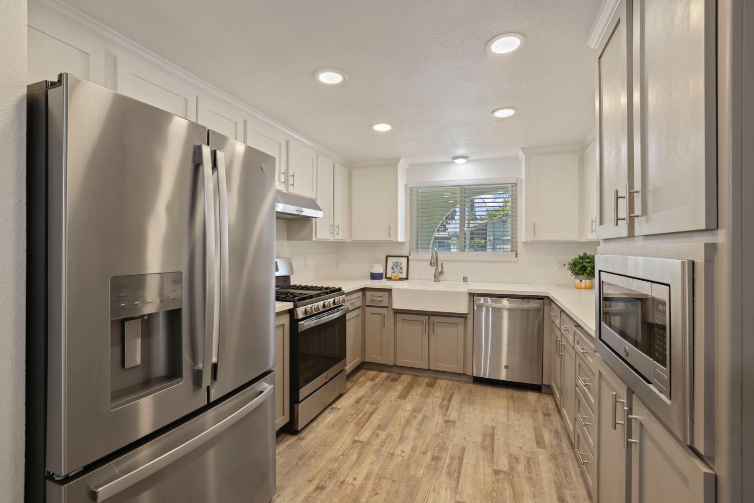 1480 Highland Ct, Manteca, CA 95336