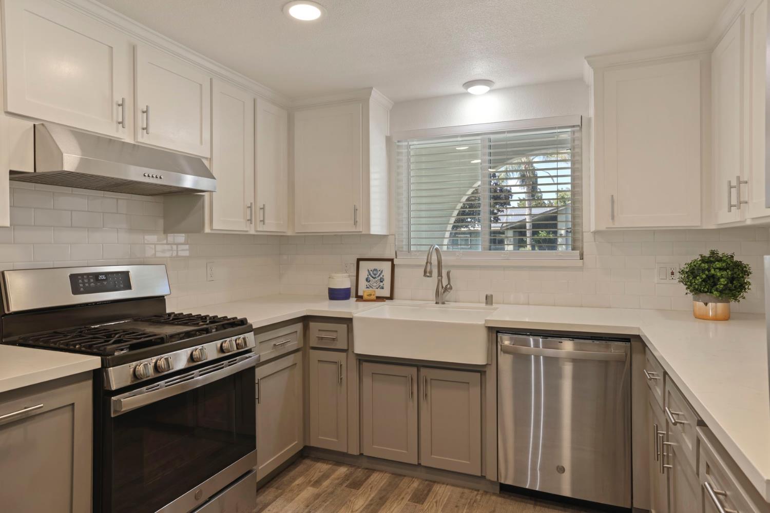 1480 Highland Ct, Manteca, CA 95336