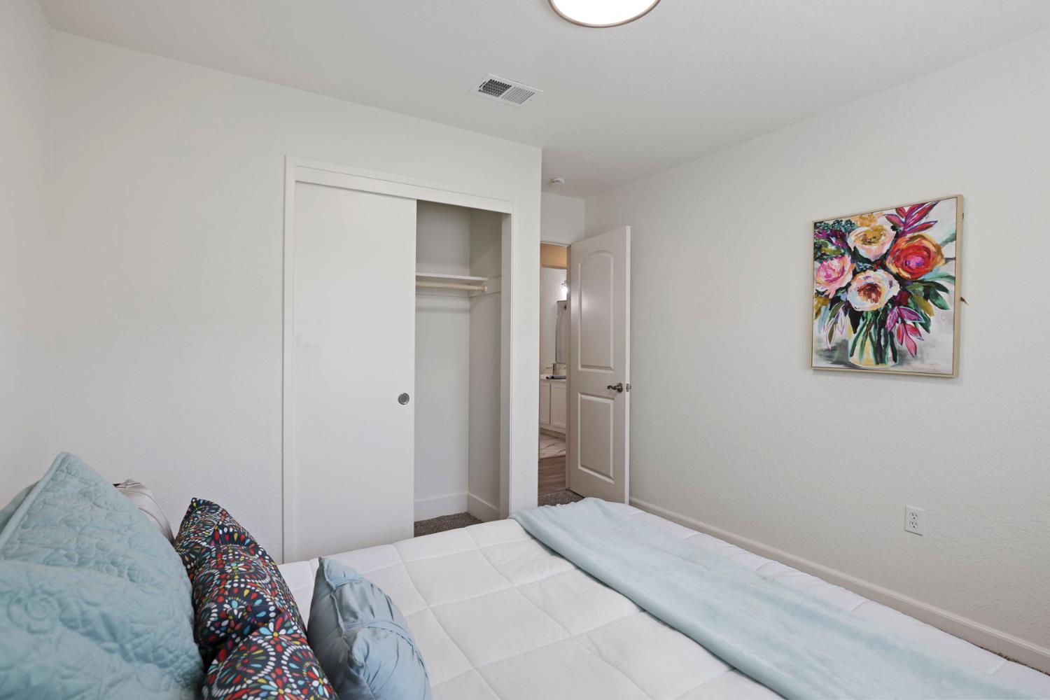 1480 Highland Ct, Manteca, CA 95336