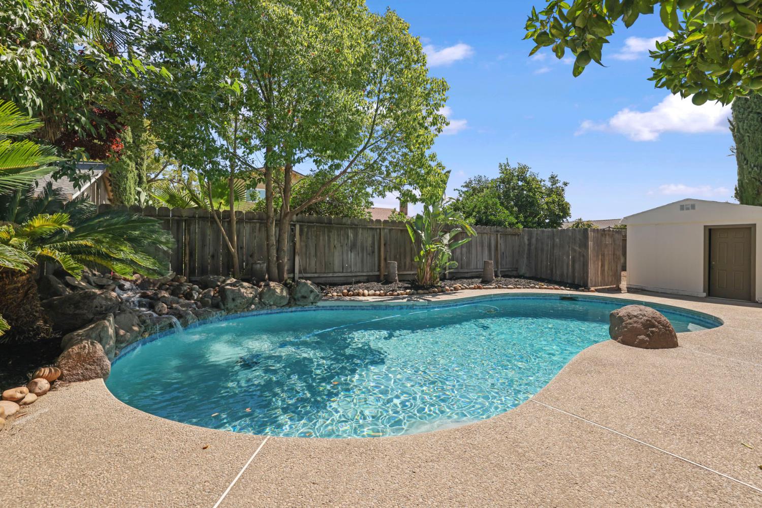 1480 Highland Ct, Manteca, CA 95336