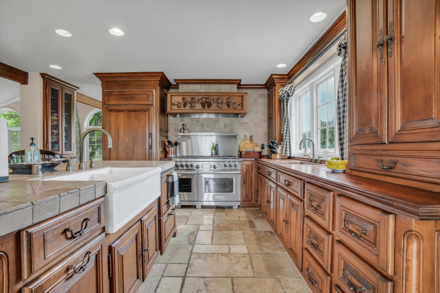 17230 E Franscella Ln, Ripon, CA 95366