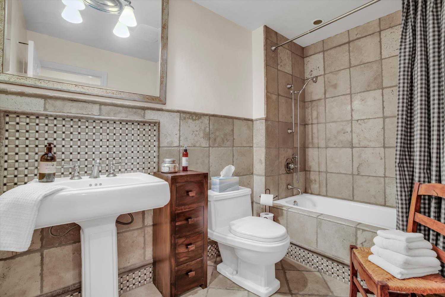17230 E Franscella Ln, Ripon, CA 95366