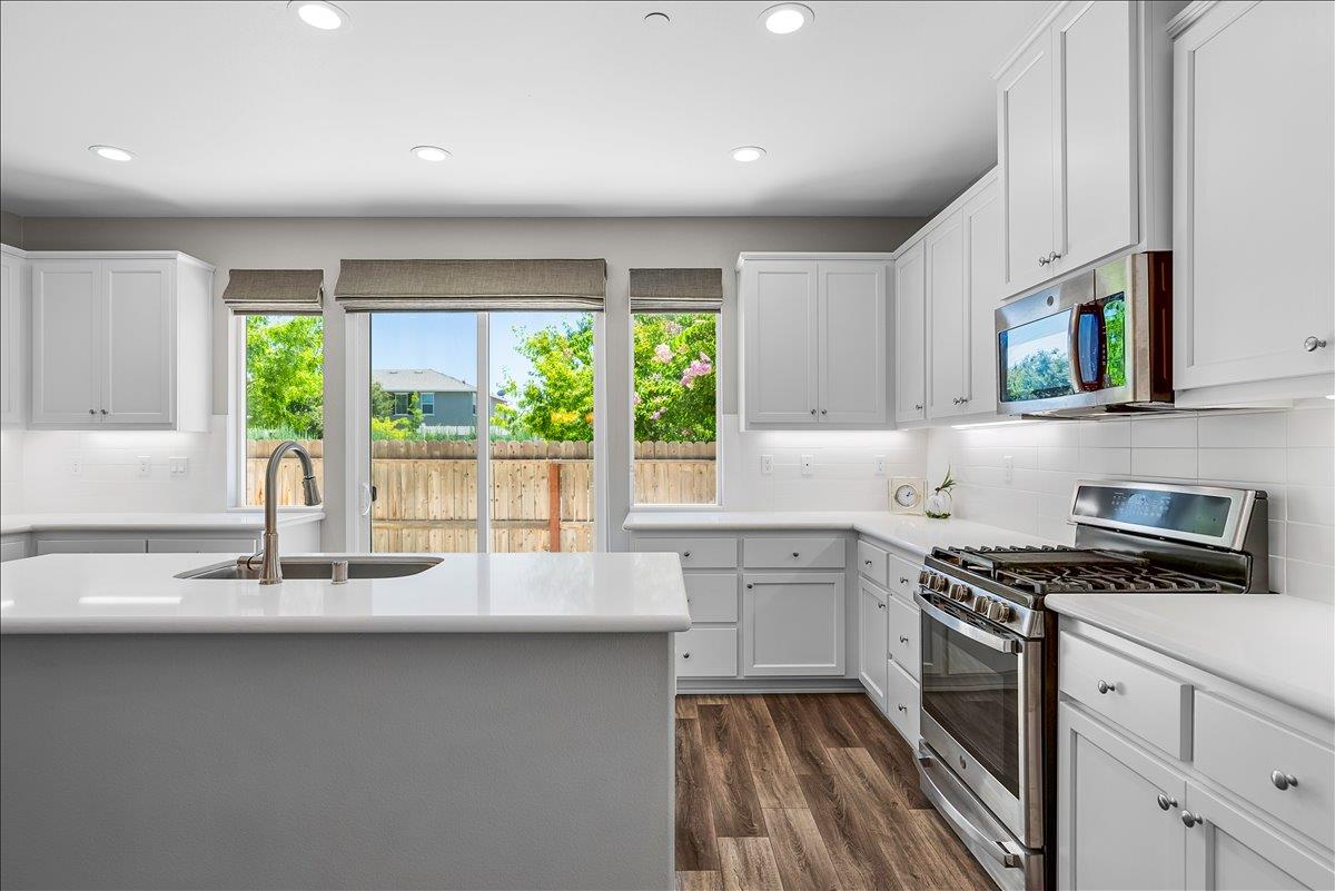 2237 Province Pl, Hughson, CA 95326