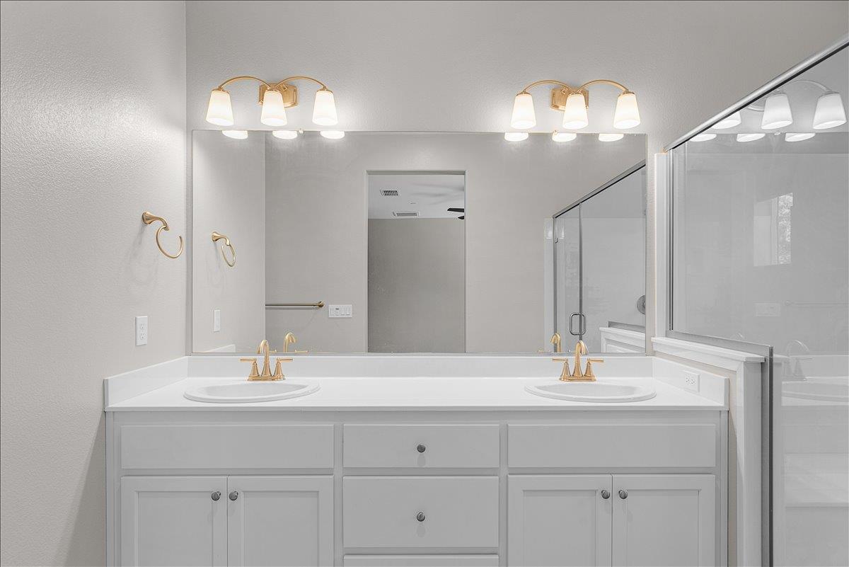 2237 Province Pl, Hughson, CA 95326