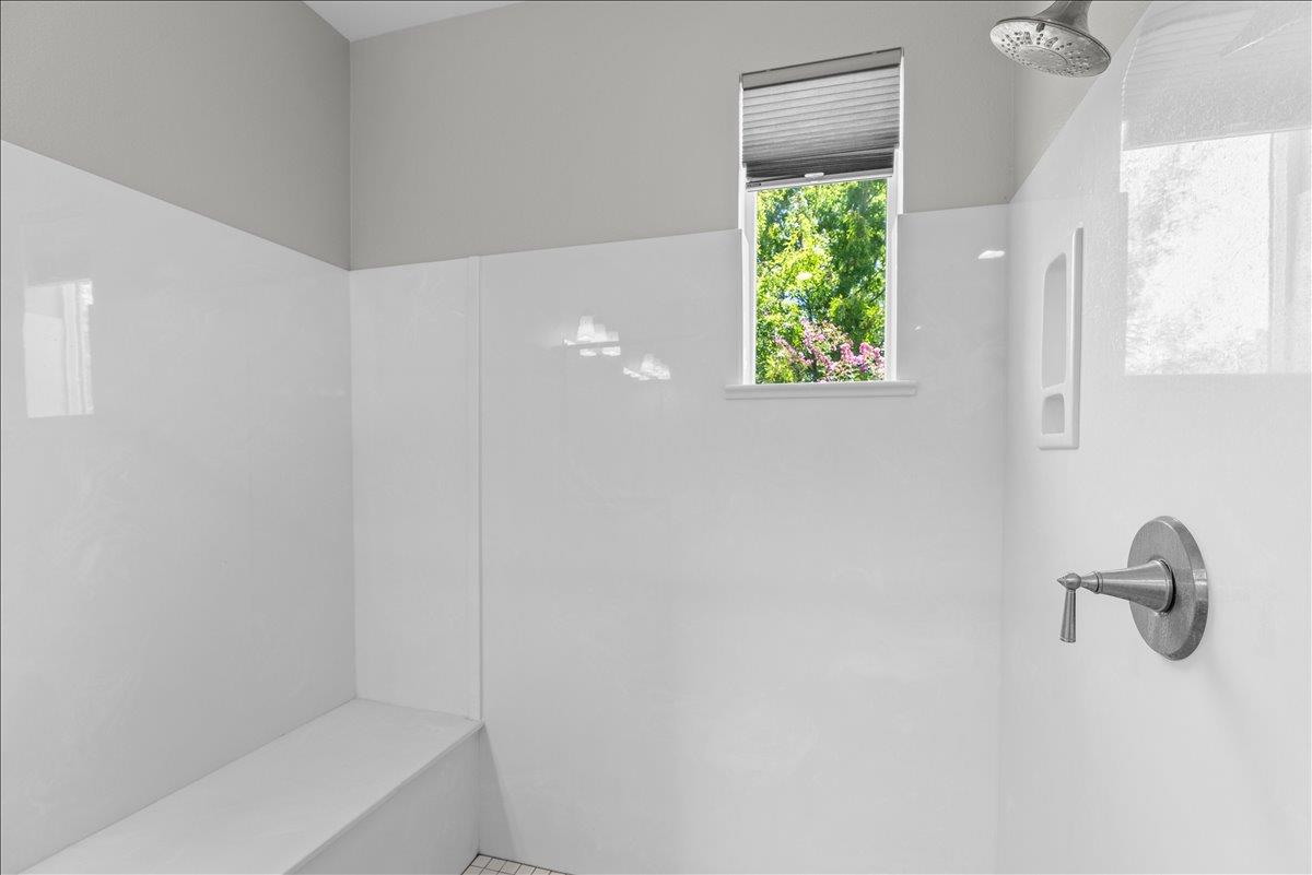 2237 Province Pl, Hughson, CA 95326
