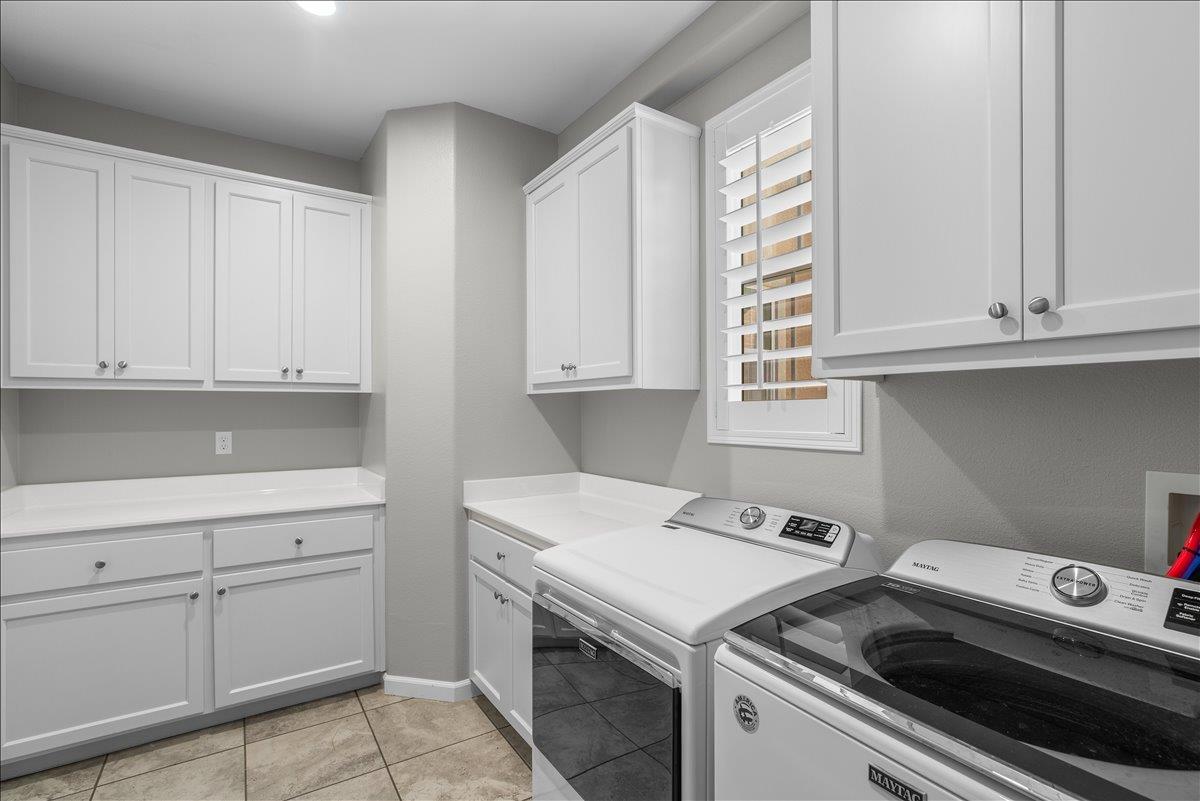2237 Province Pl, Hughson, CA 95326