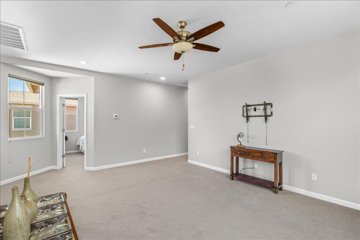 2237 Province Pl, Hughson, CA 95326