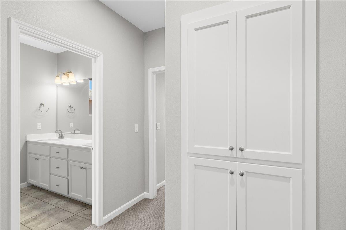 2237 Province Pl, Hughson, CA 95326