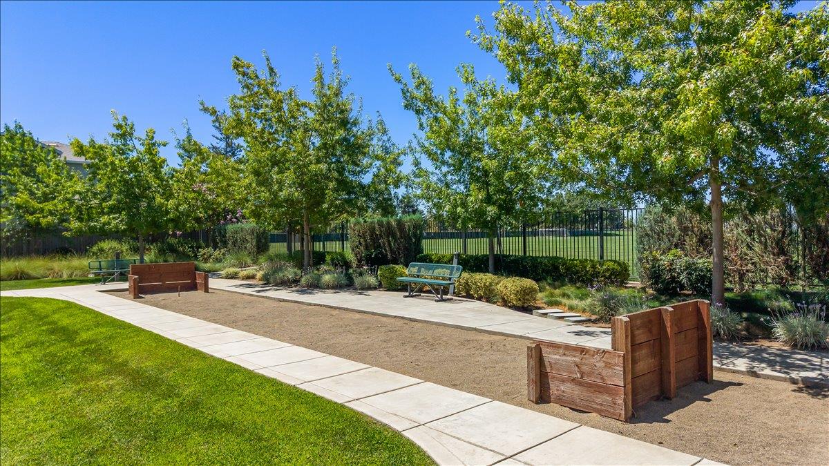 2237 Province Pl, Hughson, CA 95326