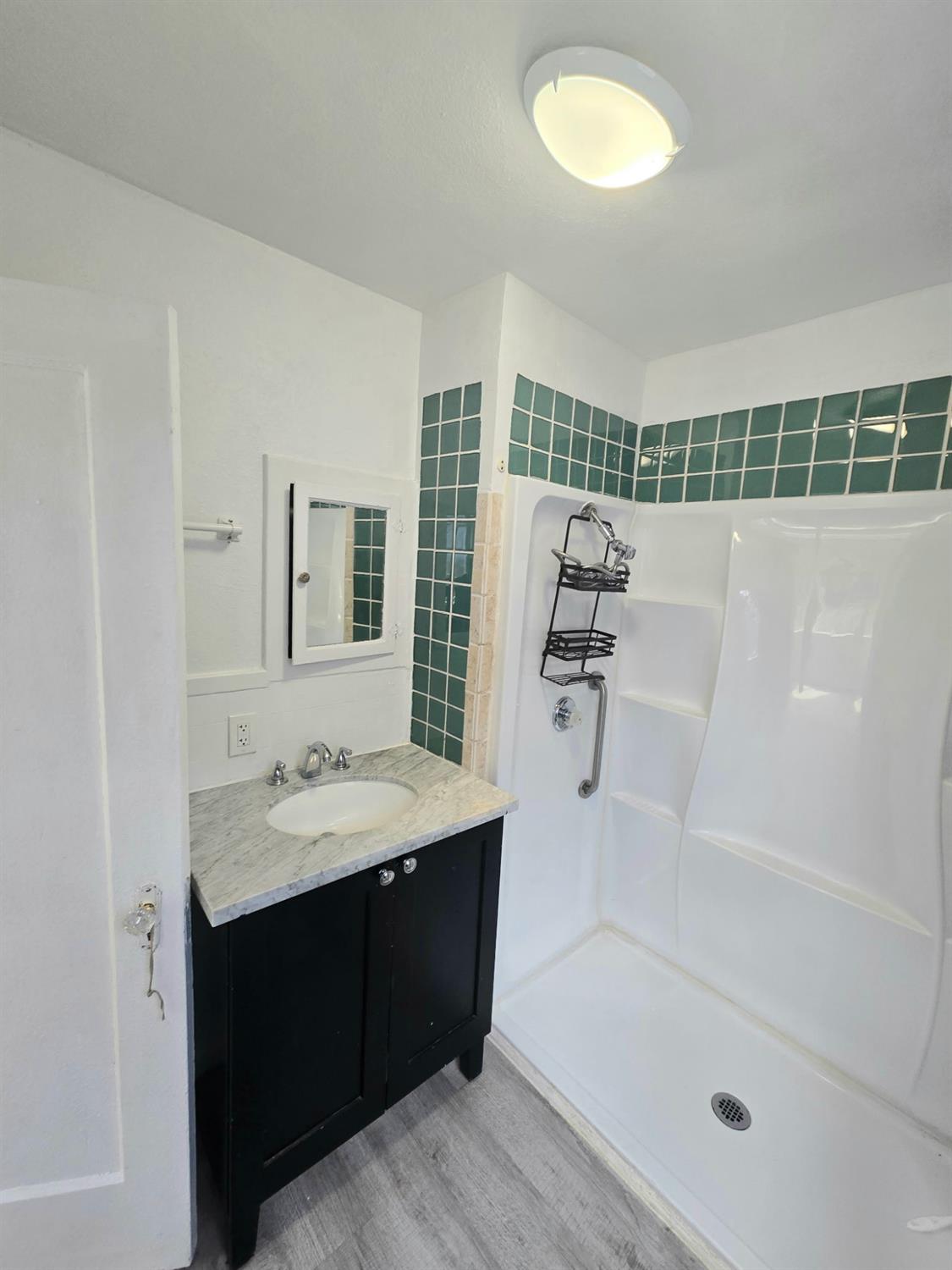 1221 CENTER Ln, Los Banos, CA 93635