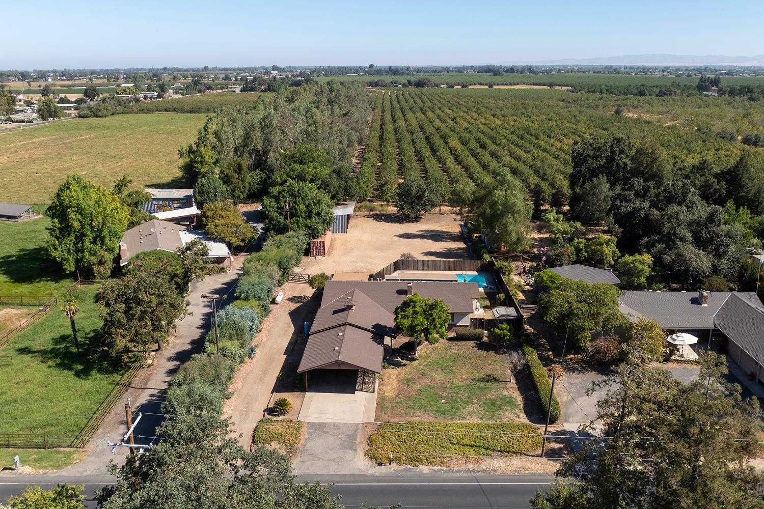 5101 River Rd, Oakdale, CA 95361