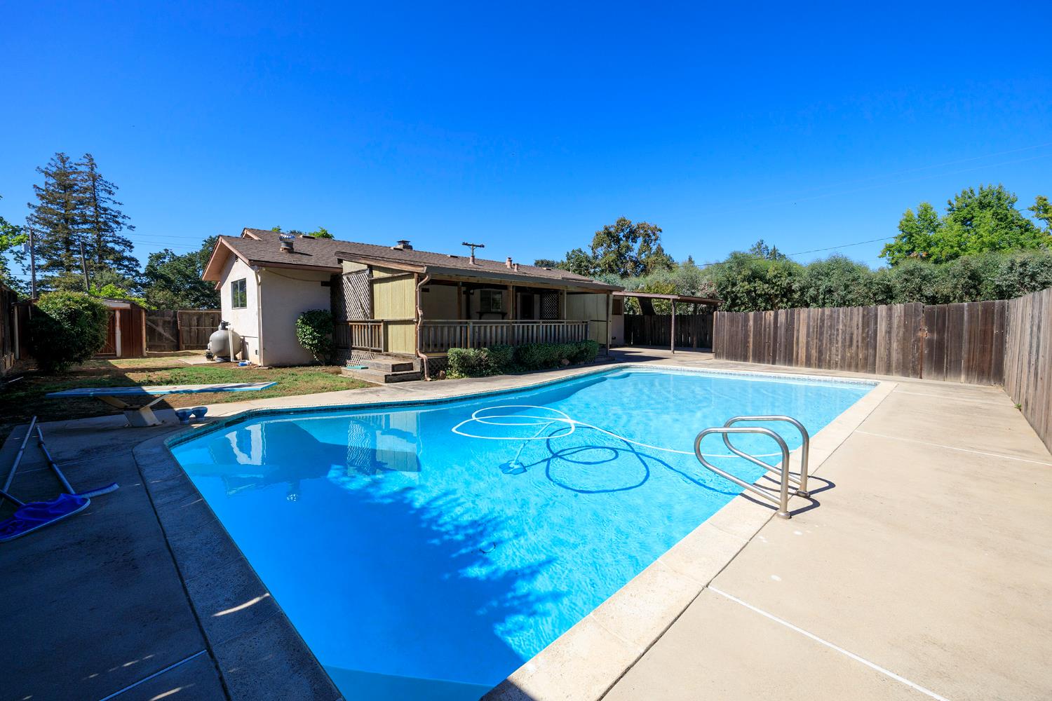 5101 River Rd, Oakdale, CA 95361