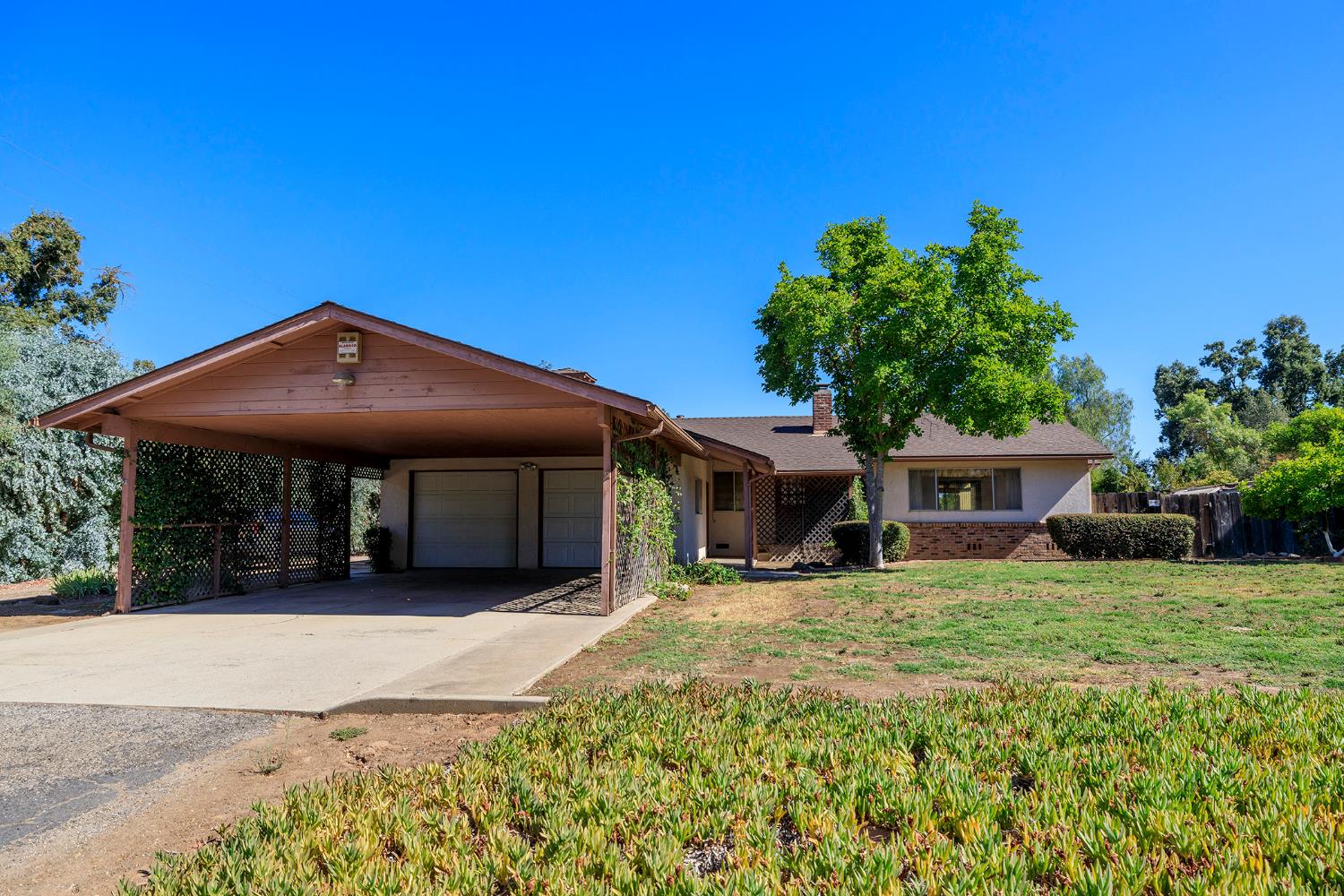 5101 River Rd, Oakdale, CA 95361