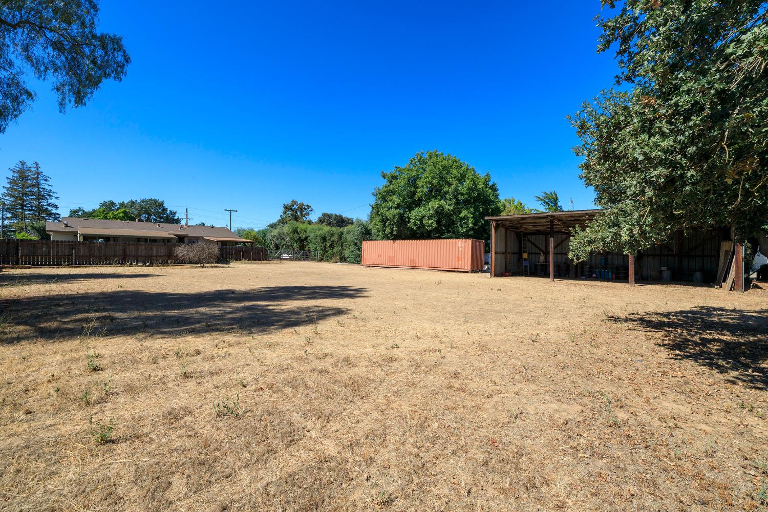 5101 River Rd, Oakdale, CA 95361