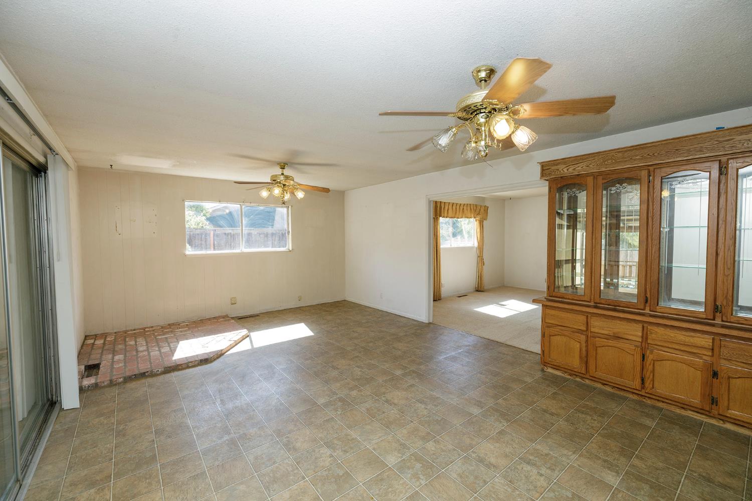 5101 River Rd, Oakdale, CA 95361