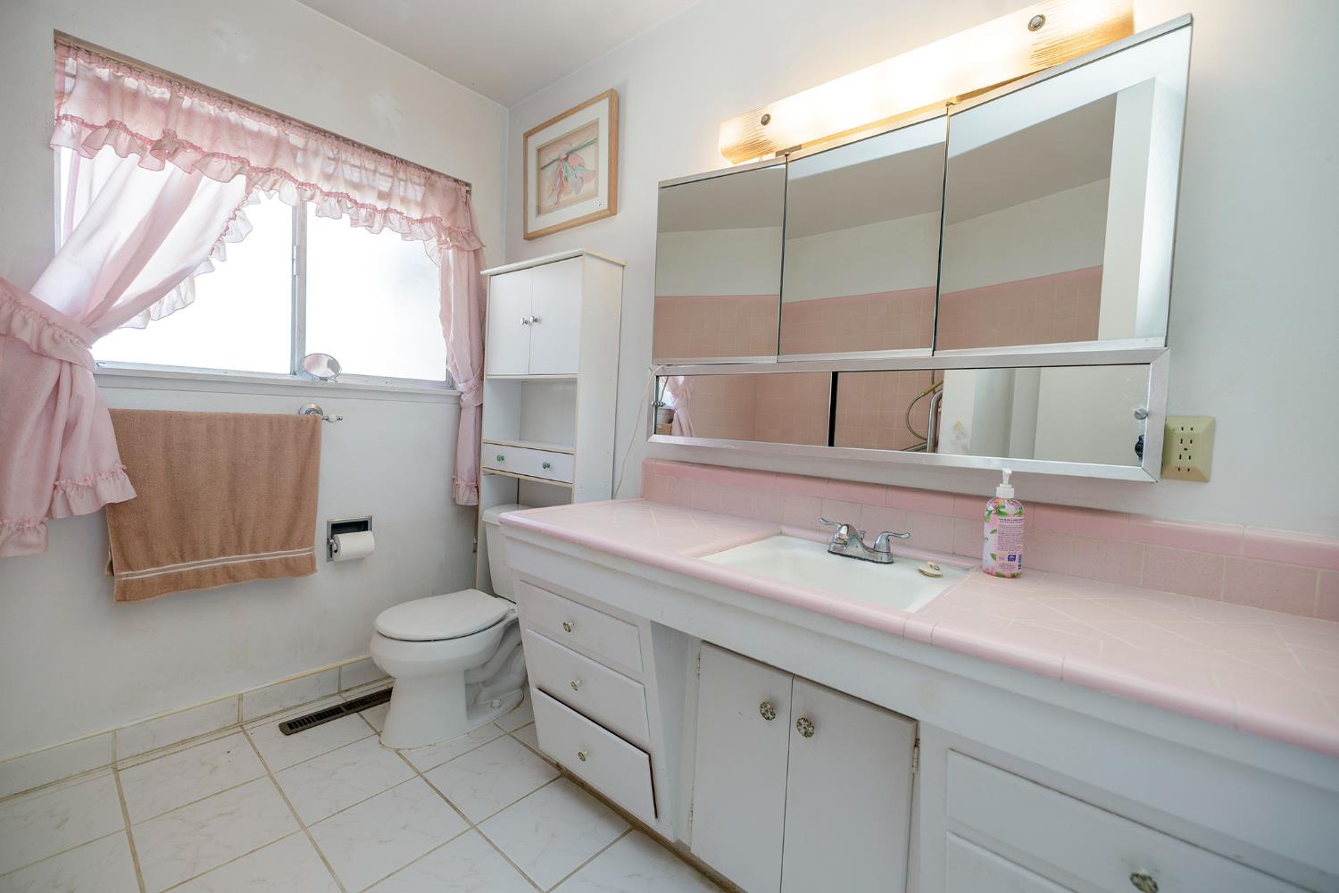 5101 River Rd, Oakdale, CA 95361