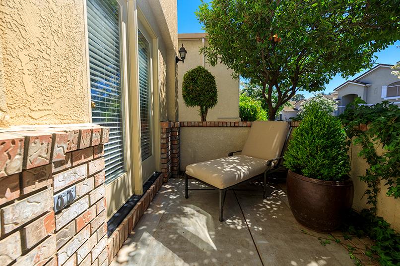 432 The Bluff, Modesto, CA 95355