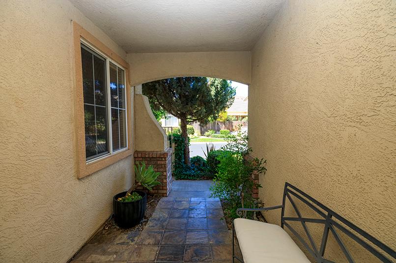 432 The Bluff, Modesto, CA 95355