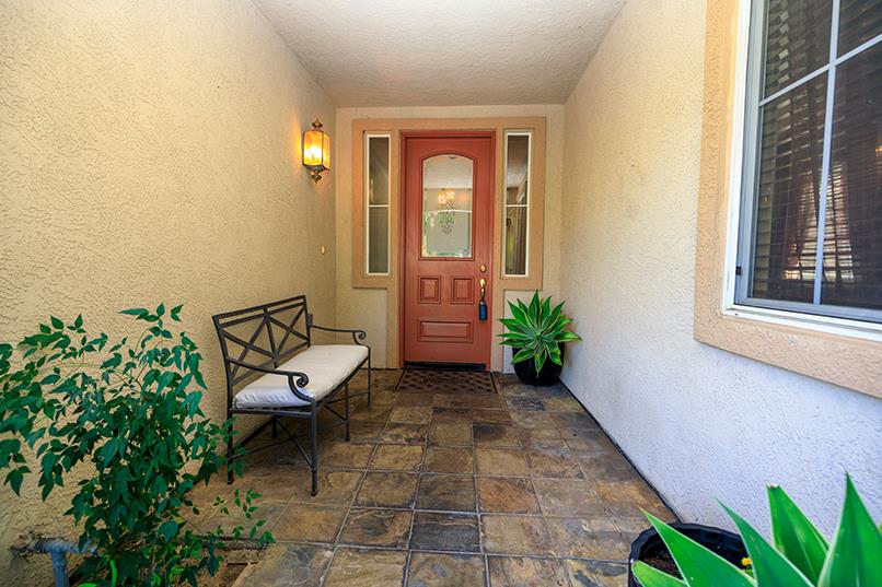 432 The Bluff, Modesto, CA 95355