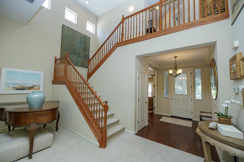 432 The Bluff, Modesto, CA 95355