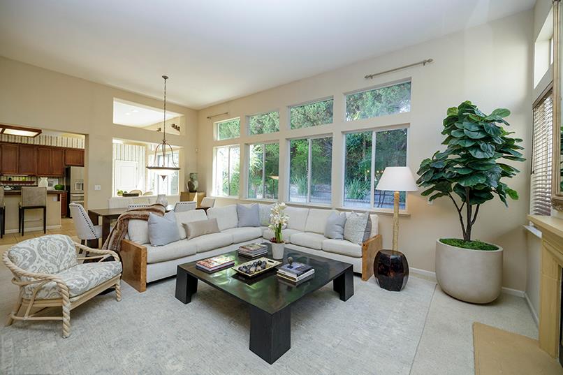 432 The Bluff, Modesto, CA 95355