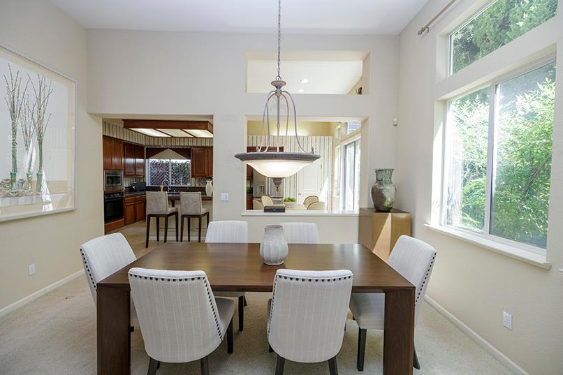 432 The Bluff, Modesto, CA 95355