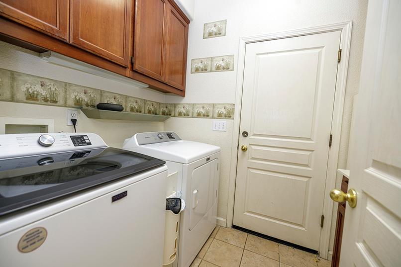 432 The Bluff, Modesto, CA 95355