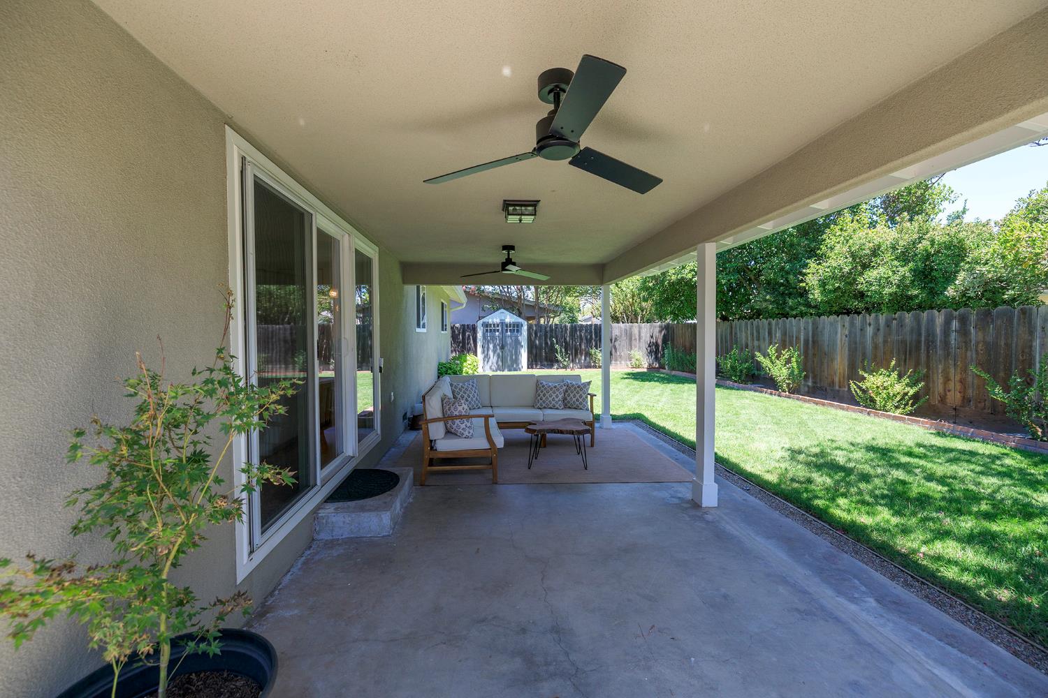 1610 Teakwood Dr, Modesto, CA 95350