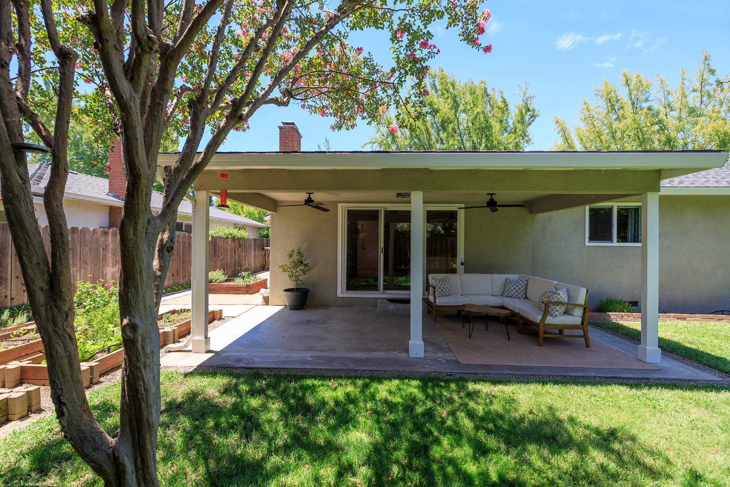 1610 Teakwood Dr, Modesto, CA 95350