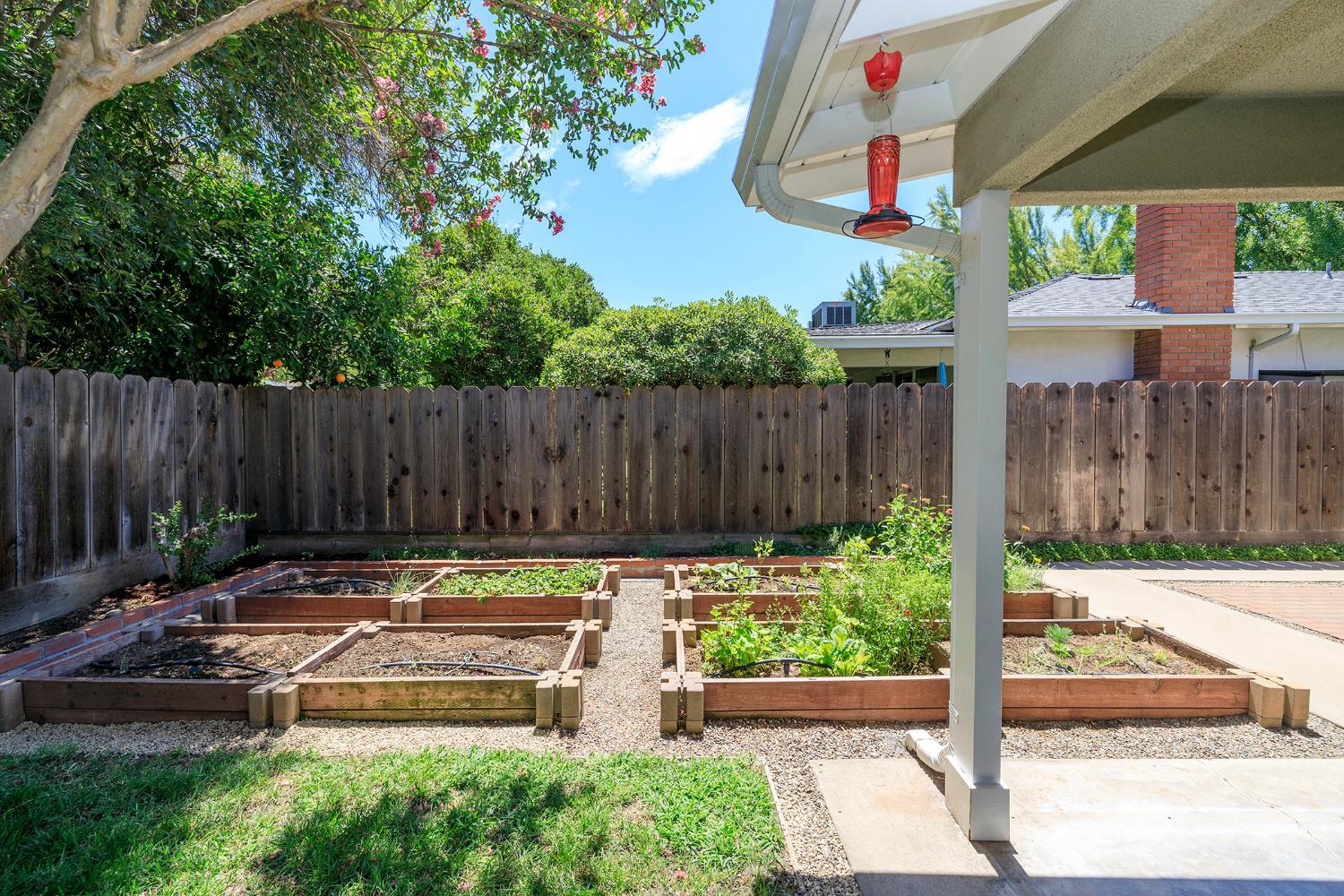 1610 Teakwood Dr, Modesto, CA 95350