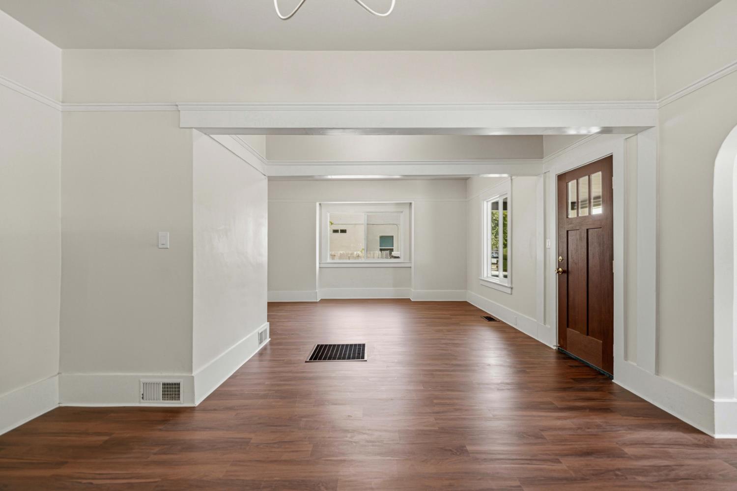 435 N Broadway, Turlock, CA 95380