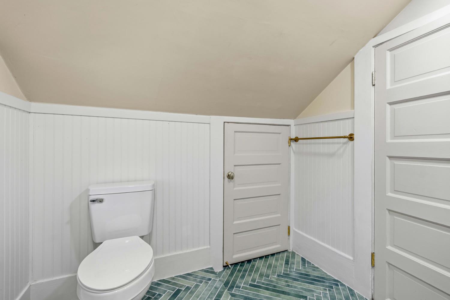 435 N Broadway, Turlock, CA 95380