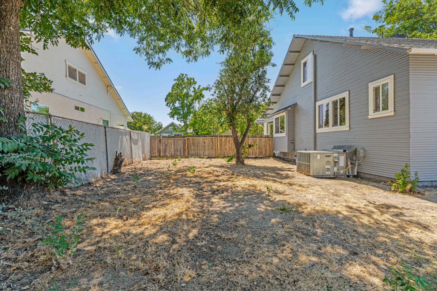 435 N Broadway, Turlock, CA 95380