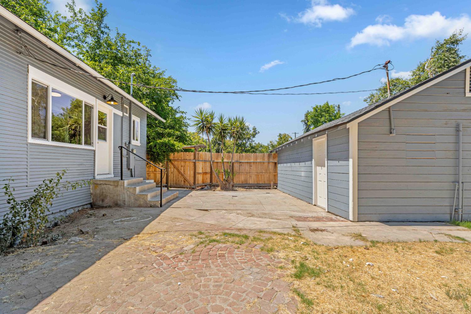 435 N Broadway, Turlock, CA 95380