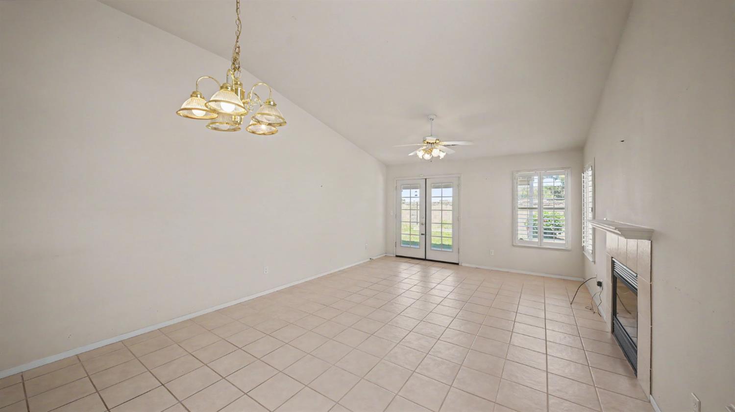 2817 Mozart Dr, Modesto, CA 95358