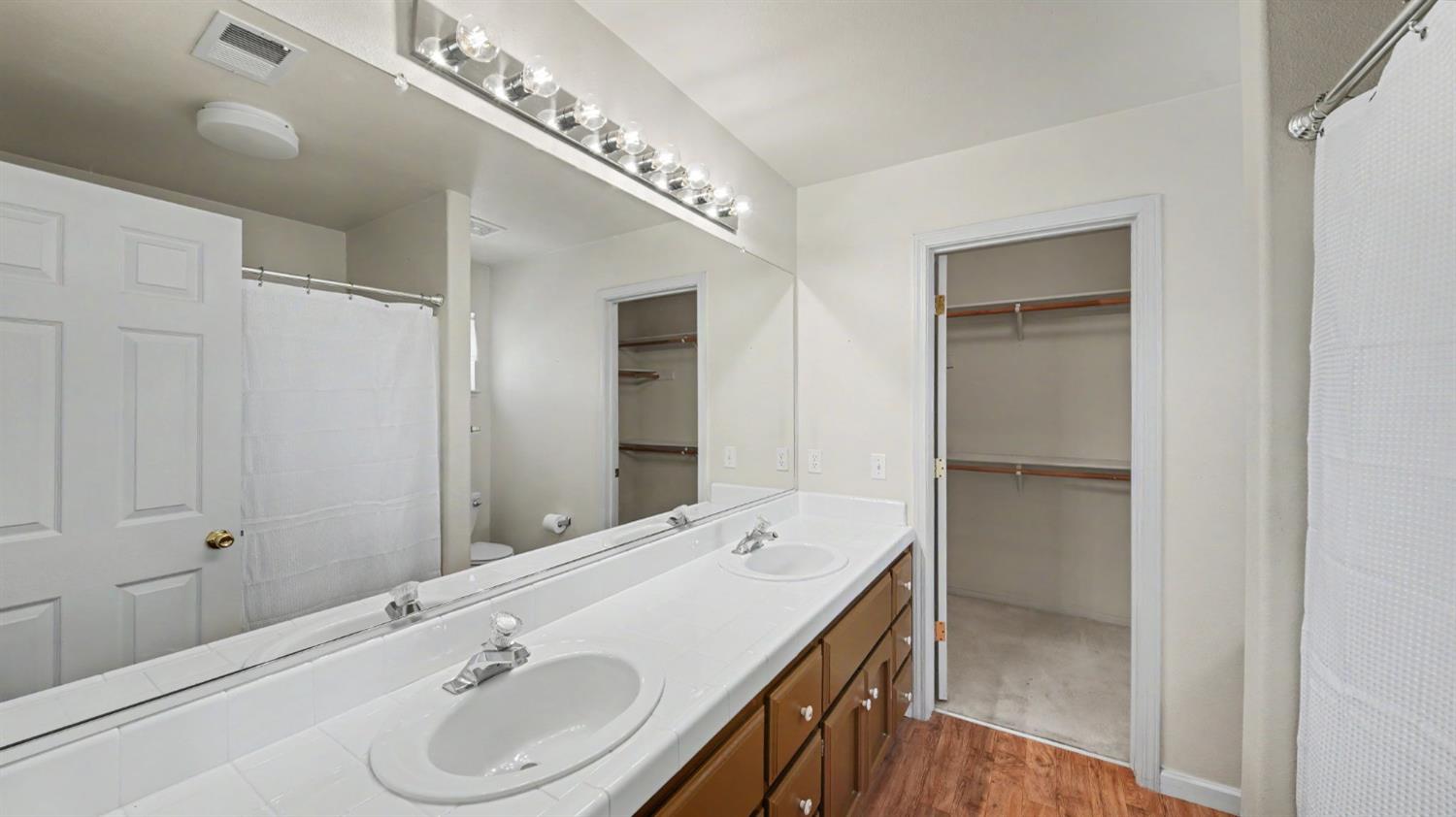 2817 Mozart Dr, Modesto, CA 95358
